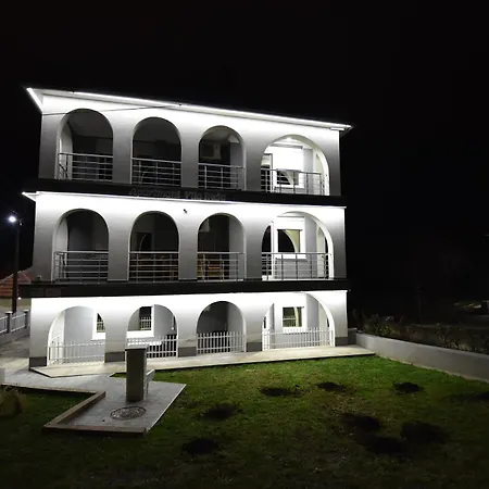 Appartement Ruza - Grand 1 *