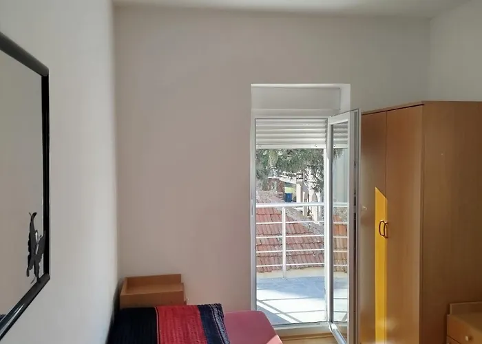 Apartamento Ruza - Grand 1 *