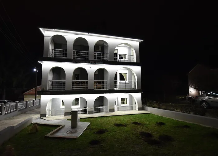 Apartamento Ruza - Grand 1 *